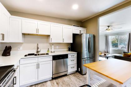 Cozy Tucson Retreat - image 14