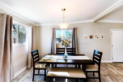Cozy Tucson Retreat - image 8