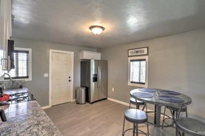 Bright Tucson Home with Patio - 2 Mi to U of A! - image 4