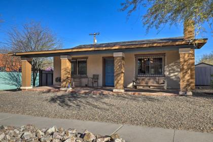 Ranch-Style Home with Fire Pit Less Than 1 Mi to U of A - image 2