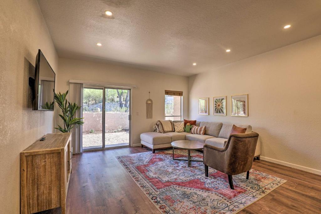 Tucson Foothills Oasis Near Hiking Trails! - image 3