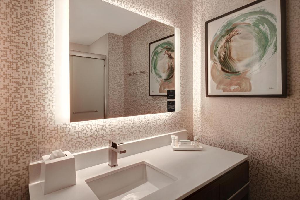 Home2 Suites By Hilton Tucson Downtown - image 6