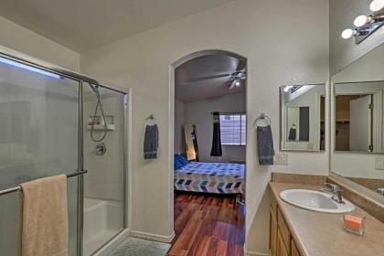 Spacious Southwestern Hideaway Pets Welcome! - image 13