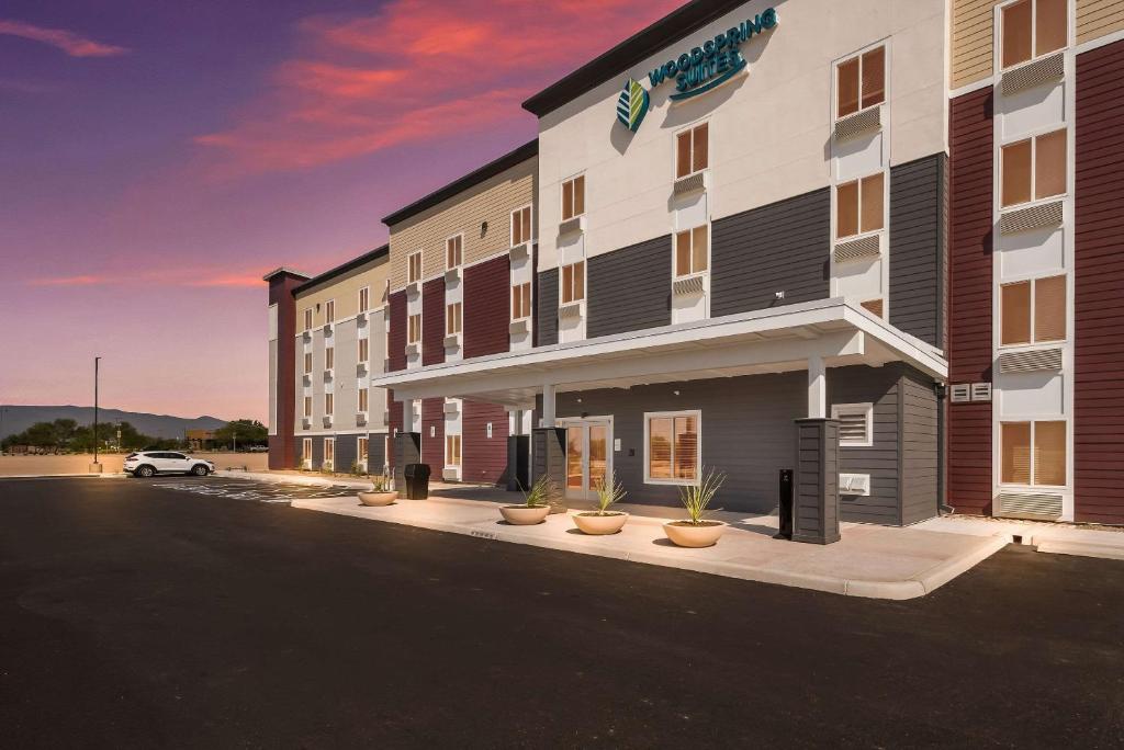 WoodSpring Suites Tucson-South - image 7