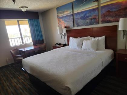 Days Inn by Wyndham Tucumcari - image 11