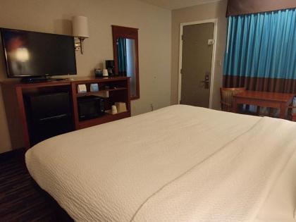 Days Inn by Wyndham Tucumcari - image 12