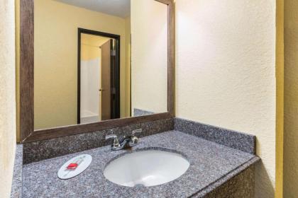 Days Inn by Wyndham Tucumcari - image 8