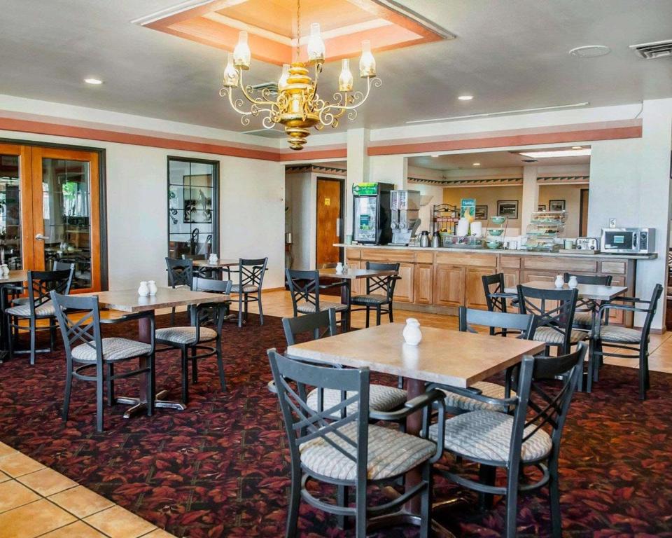 Quality Inn Tucumcari - image 4