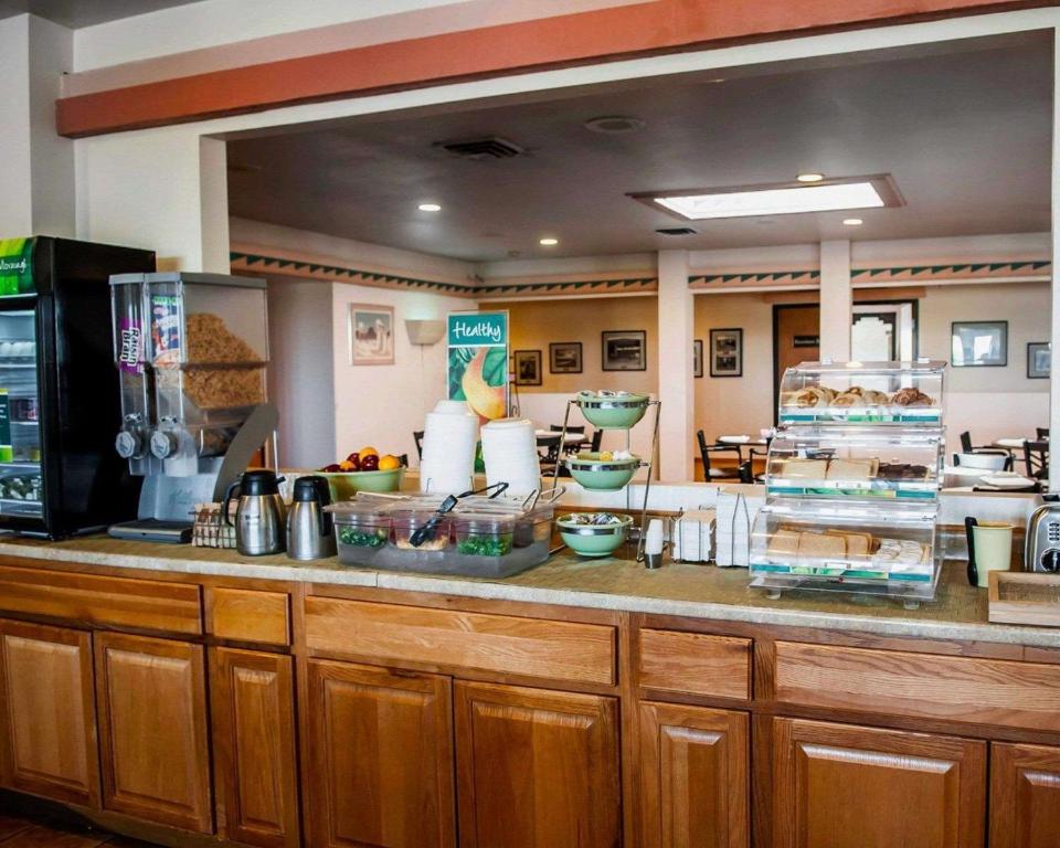 Quality Inn Tucumcari - image 6