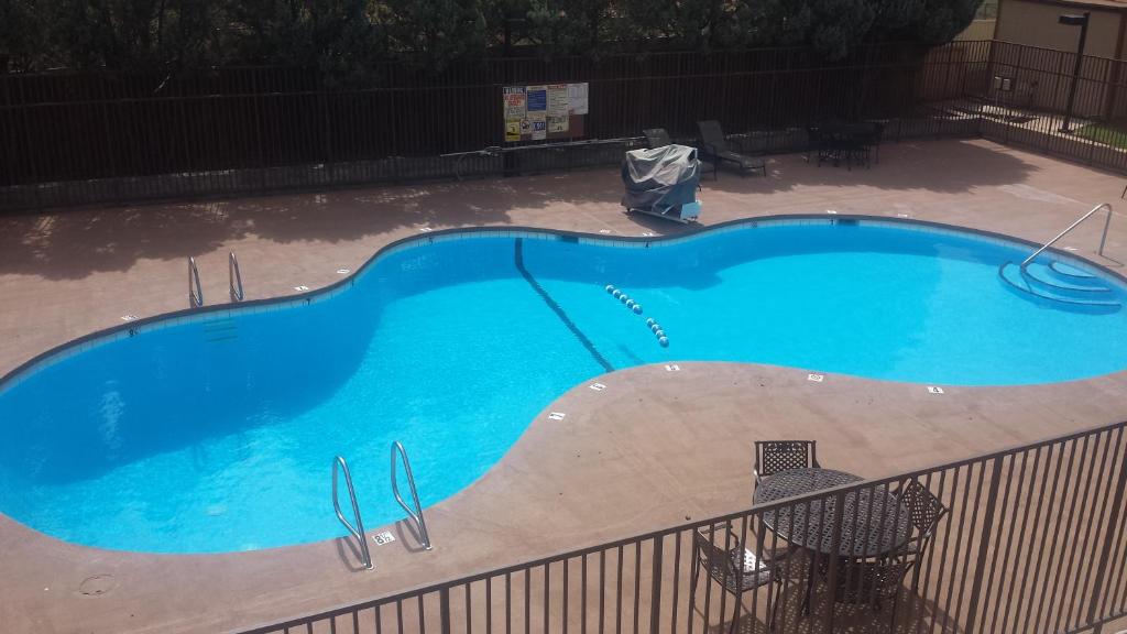 Best Western Discovery Inn - image 3