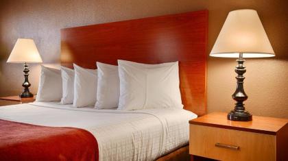Best Western Discovery Inn - image 5