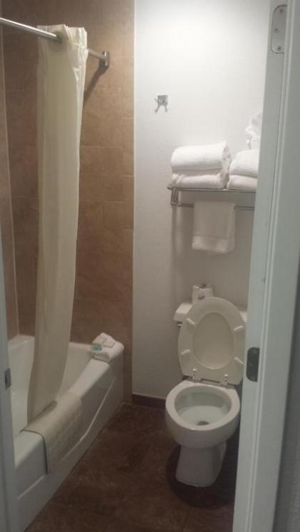 Best Western Discovery Inn - image 8
