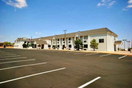 Desert Inn - image 15