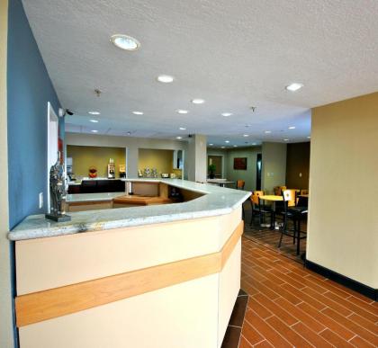 Desert Inn - image 9