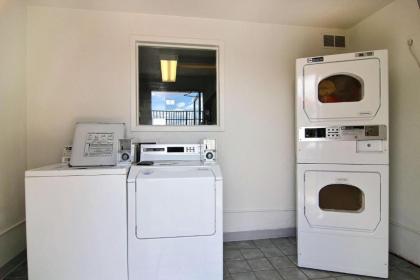 Motel 6-Tucumcari NM - image 12