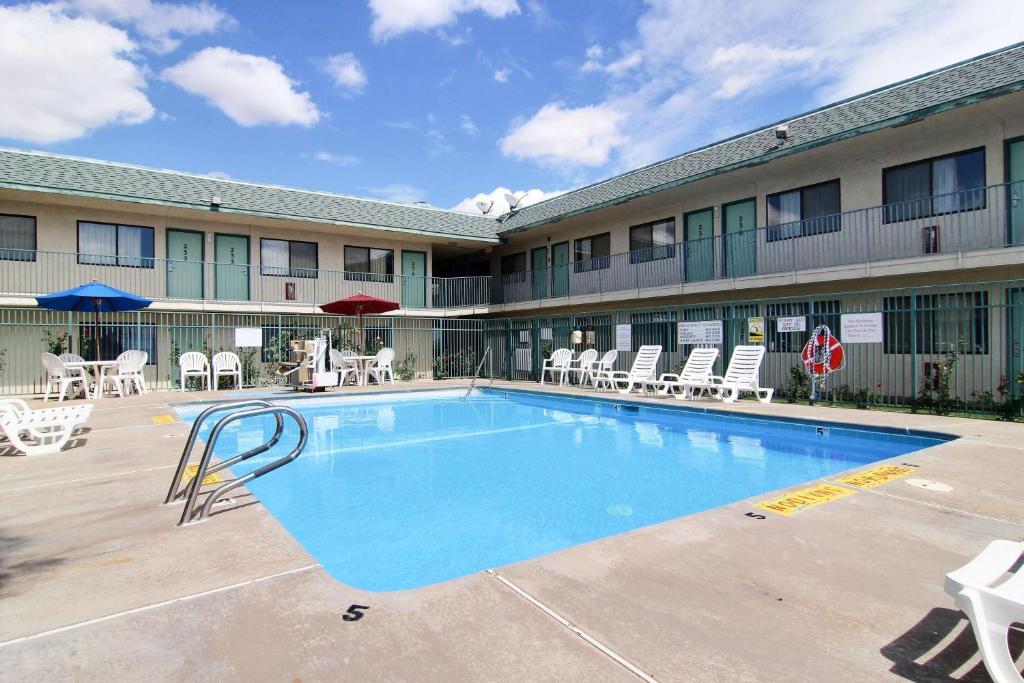 Motel 6-Tucumcari NM - image 2