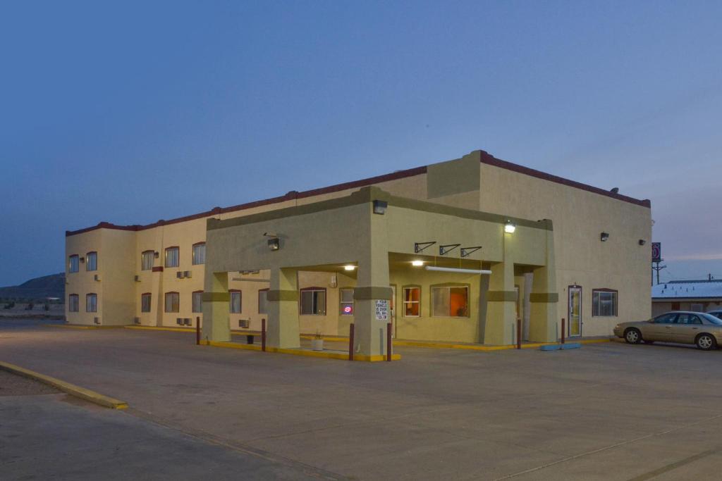 Sunset Inn Tucumcari NM - main image