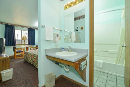 Sunset Inn Tucumcari NM - image 13