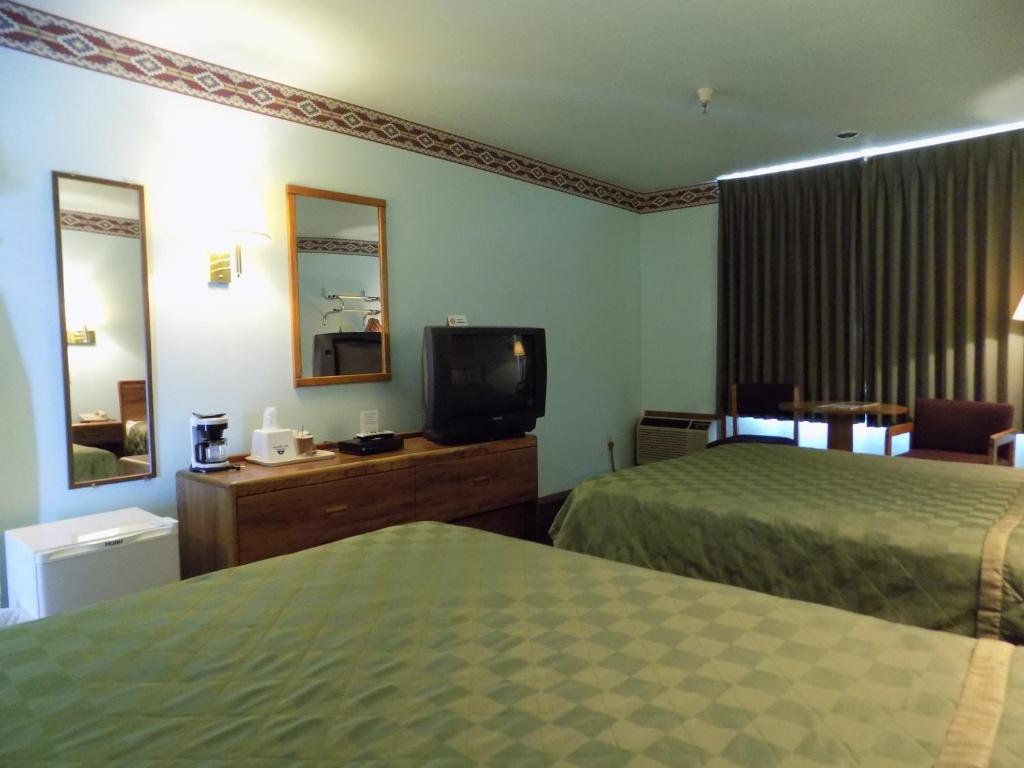 Sunset Inn Tucumcari NM - image 7