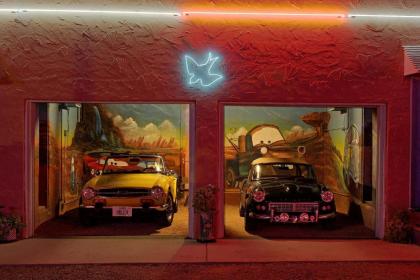 Blue Swallow Motel - image 4
