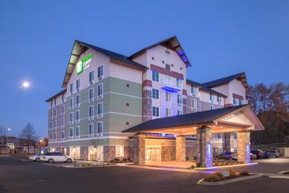 Holiday Inn Express  Suites   Seattle South   tukwila an IHG Hotel tukwila Washington