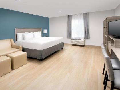 WoodSpring Suites Seattle Tukwila - image 9
