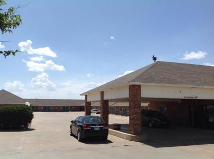 Executive Inn Tulia - image 11
