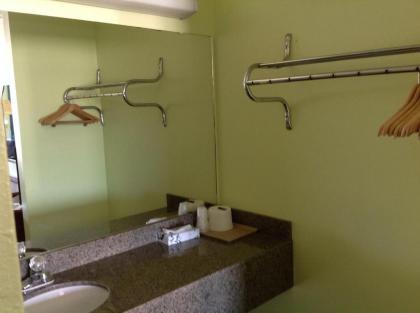 Executive Inn Tulia - image 5