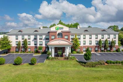 Holiday Inn Express - Tullahoma an IHG Hotel