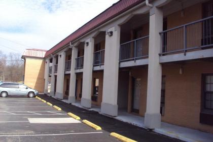 Executive Inn - image 9