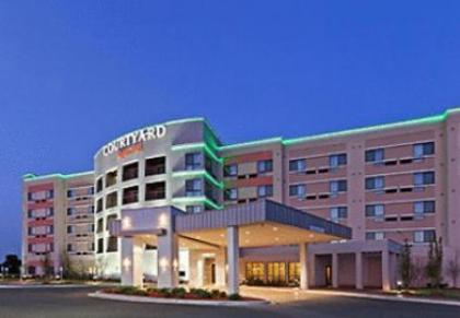 Courtyard by marriott tulsa Woodland Hills