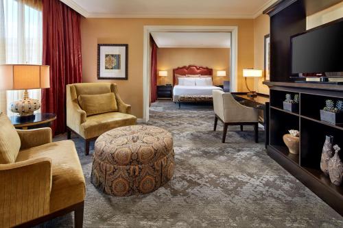 Hyatt Regency Tulsa Downtown - image 2
