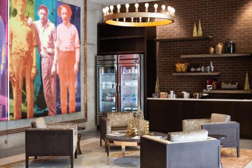 Hotel Indigo Tulsa DWTN/Entertainment Area - main image