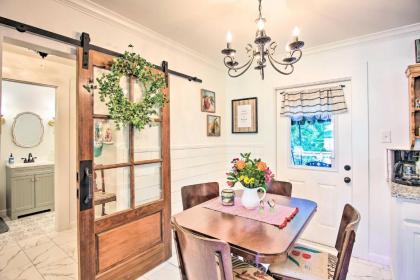 Charming Country Cottage 5 Mi to Dtwn Tulsa! - image 6