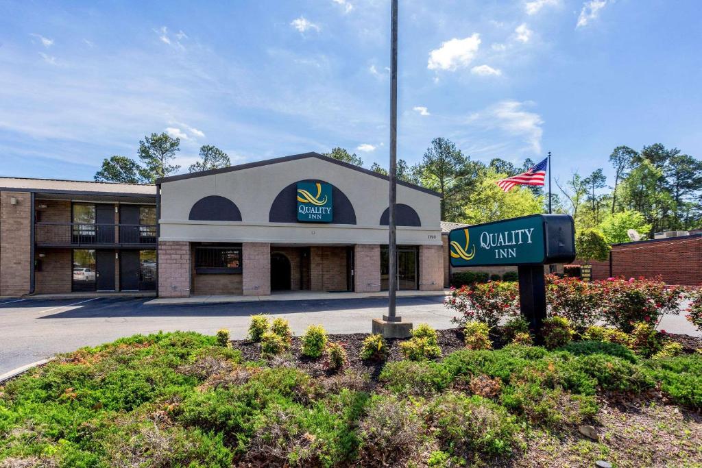 Quality Inn Tupelo - main image