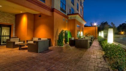 Holiday Inn & Suites Tupelo North an IHG Hotel - image 11