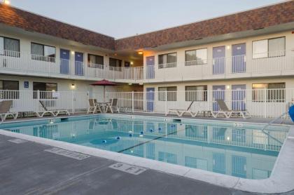 Motel 6-Turlock CA - image 15
