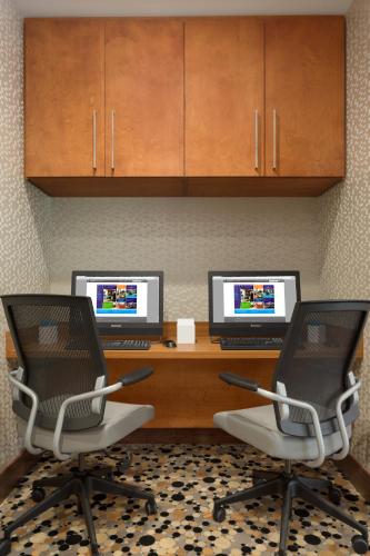 SpringHill Suites by Marriott Tuscaloosa - image 4