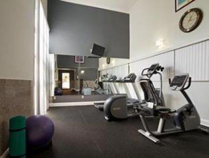 Days Inn Suites Tuscaloosa - University of Alabama