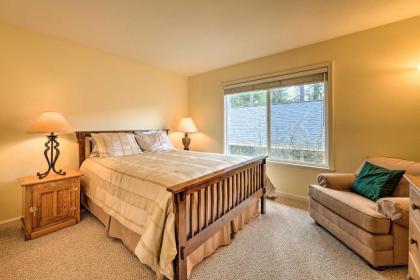 Pet-Friendly Mountain Home with Deck 3 Mi to Hiking - image 13
