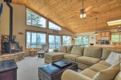 Pet-Friendly Mountain Home with Deck 3 Mi to Hiking - image 4
