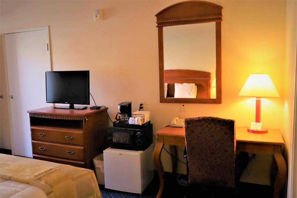 Americas Best Value Inn - Joshua Tree/Twentynine Palms - image 4