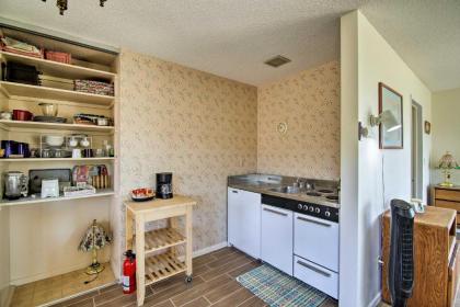 49 Palms Oasis Escape - Mins to Joshua Tree - image 11
