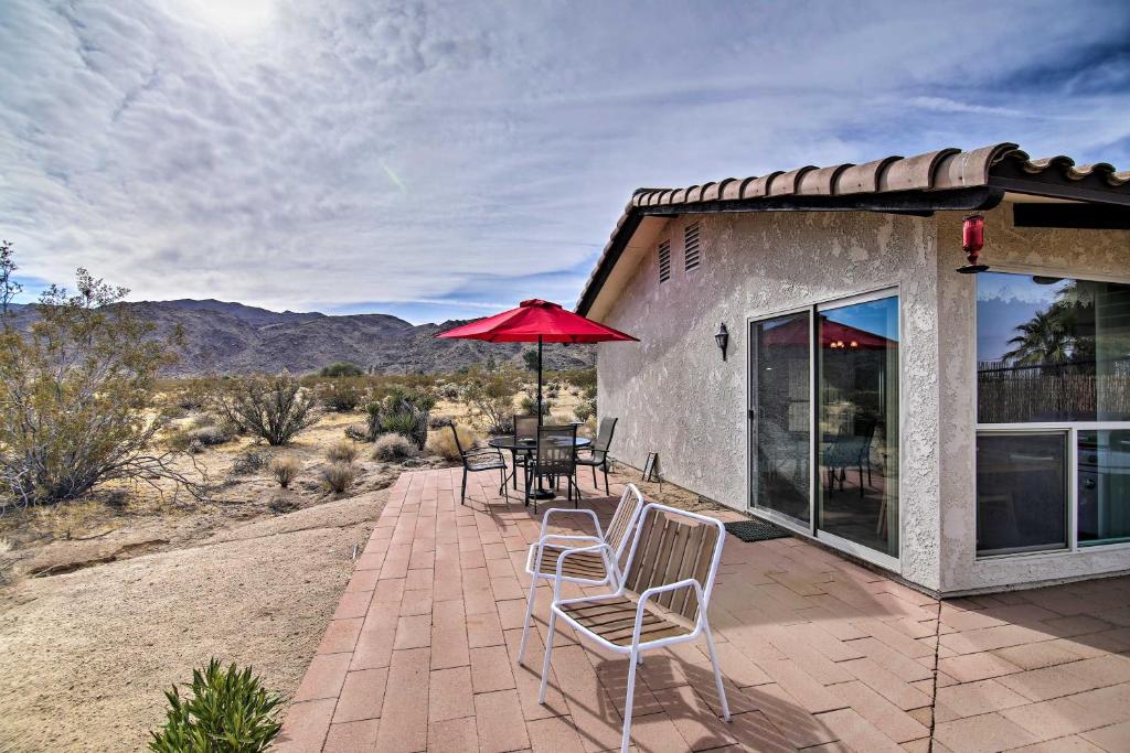 49 Palms Oasis Escape - Mins to Joshua Tree - image 5