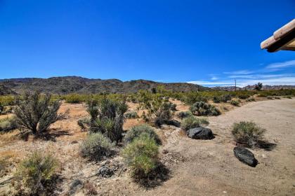 49 Palms Oasis Escape - Mins to Joshua Tree - image 7