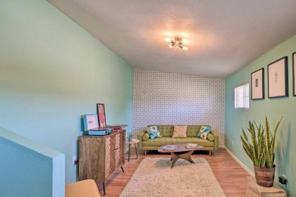 Colorful 29 Sunsets Home near Joshua Tree! - image 10