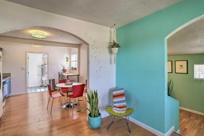 Colorful 29 Sunsets Home near Joshua Tree! - image 8