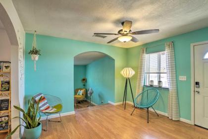 Colorful 29 Sunsets Home near Joshua Tree! - image 9