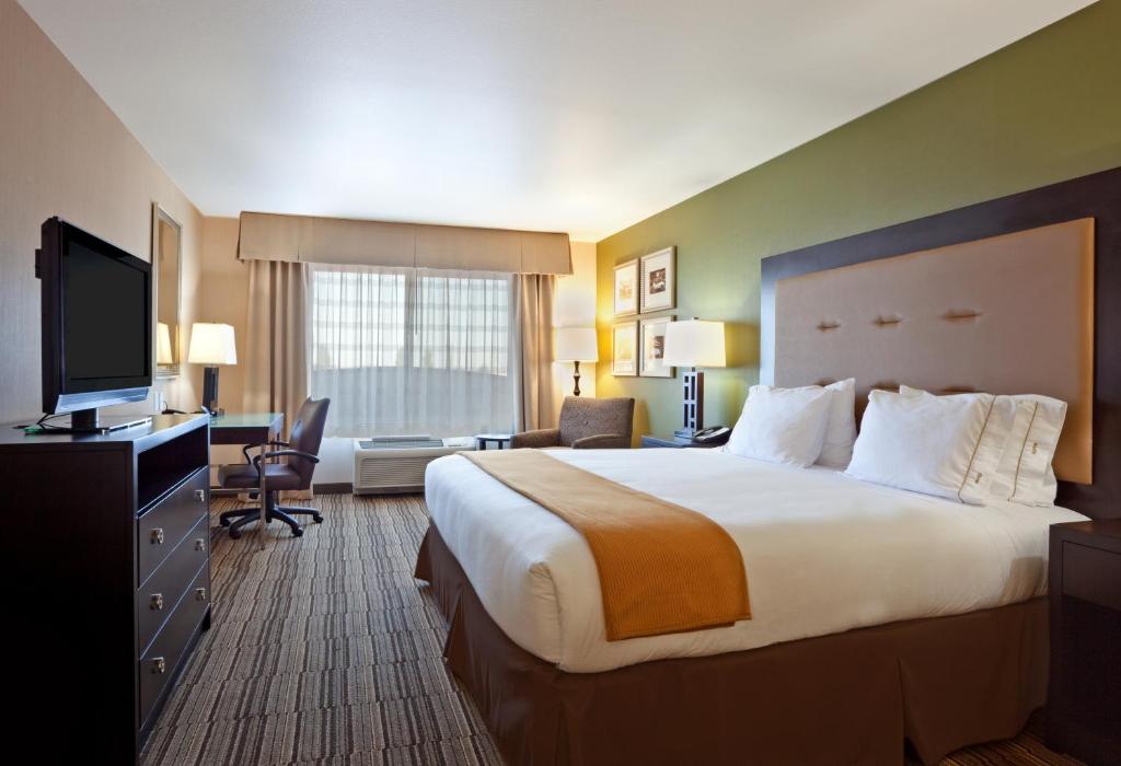 Holiday Inn Express Hotel Twin Falls an IHG Hotel - image 4