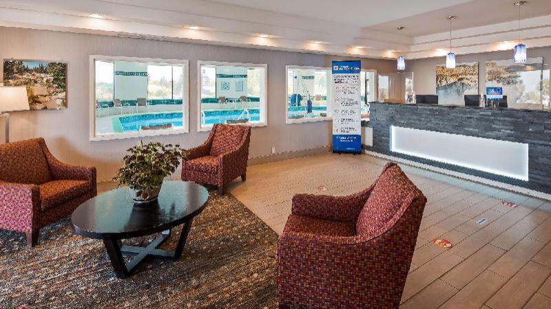 Best Western Plus Twin Falls Hotel - image 3